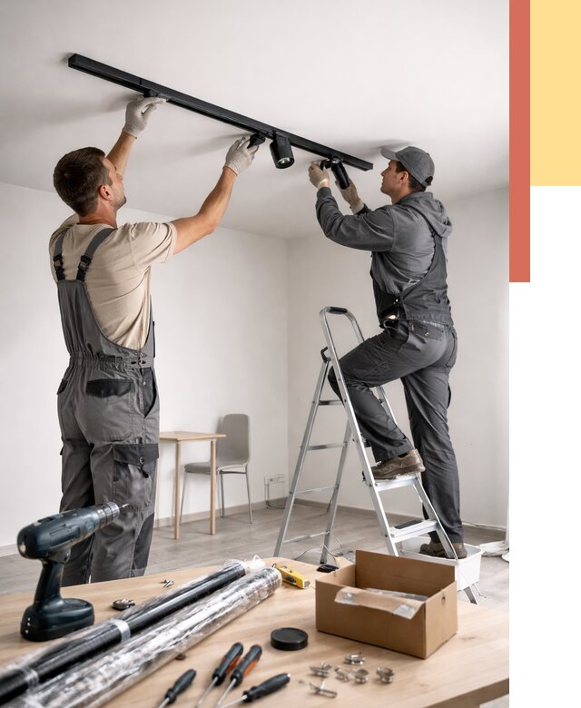 Установка трековых светильников в натяжной потолок в Воронеже от 4511 руб. | ОТДЕЛОЧНИК-Врн